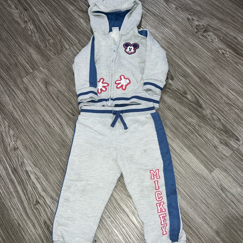 Baby Disney matching Mickey set